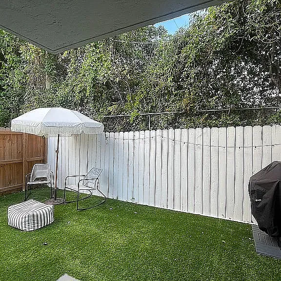 3607 SW 17th St — Photo 3