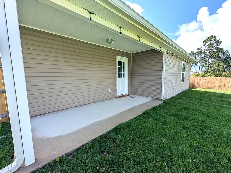 1651 Ponderosa Dr — Photo 22