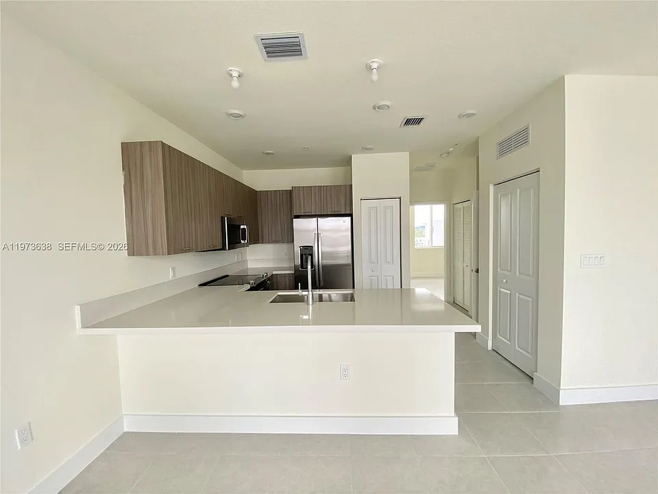 6453 NW 102nd Path #304