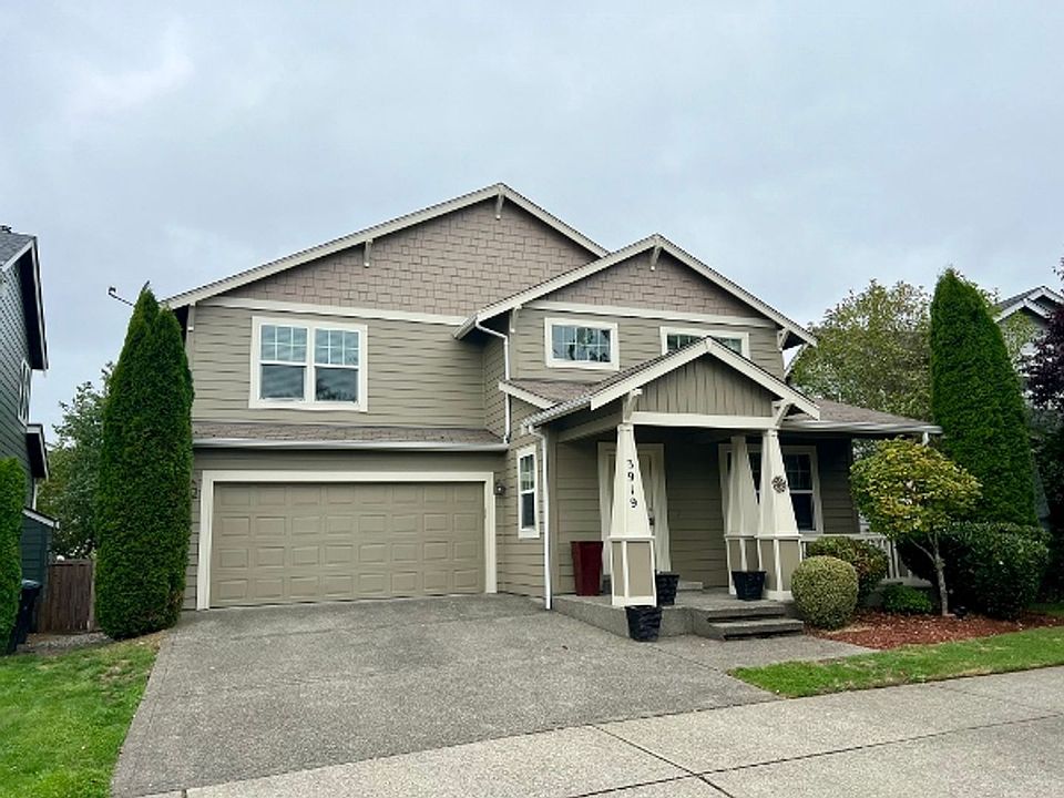 1st image of 3919 Ingleside Dr SE