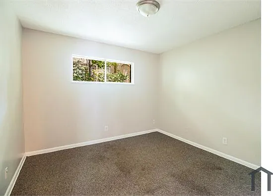 2 bed, $800 — Photo 1