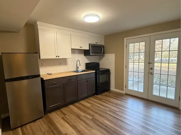 4070 Clyde Ln, White Plains, MD 20695