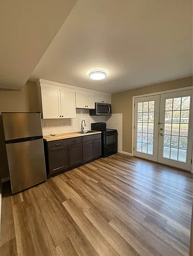 4070 Clyde Ln Photo 1
