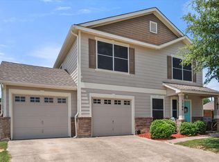 1704 Village Park Ct, Burleson, TX 76028