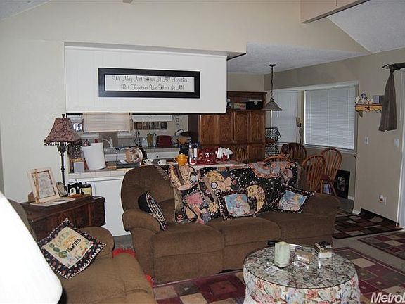 5th image of 611 Lyndhurst Ave
