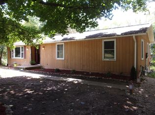 28185 Timberly Dr, Sturgis, MI
