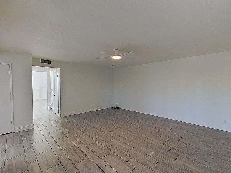 23946 Copenhagen St — Photo 13