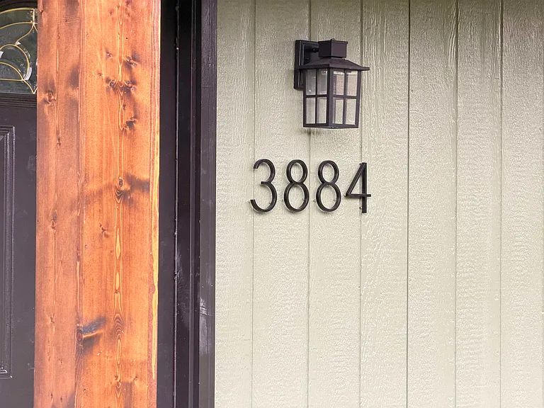 3884 Kerston Dr — Photo 8