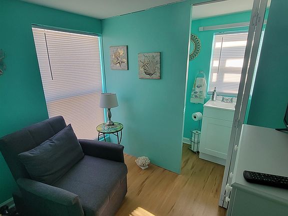 5th image of 9700 Kings Rd. #A451