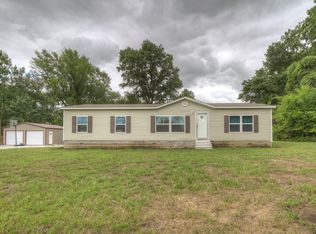 553 NW 7th Rd, Iantha, MO 64759