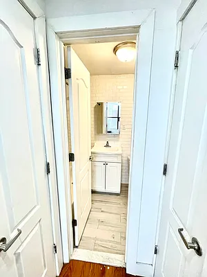 Rented by Pear NYC LLC | media 33