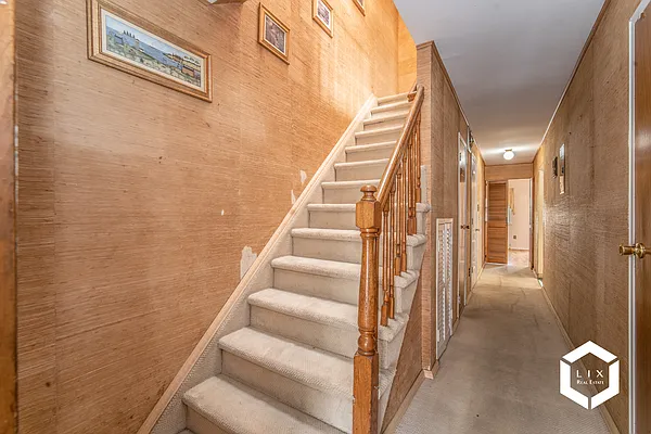 Rented by LIX Real Estate LLC | media 48