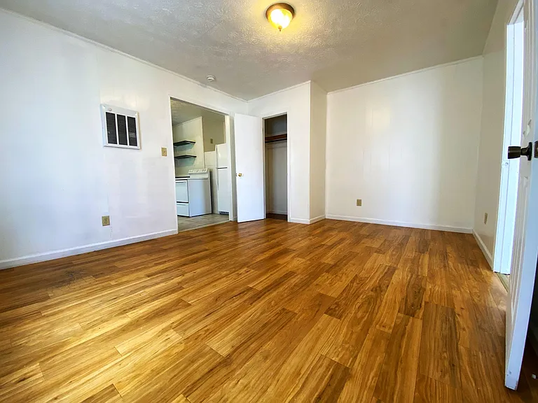 260 Port Republic Rd #5 — Photo 12