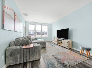 26 Avenue At Port Imperial APT 301, West New York, NJ 07093