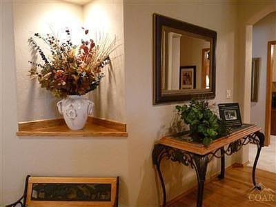 2nd image of 60774 Willow Creek Ct