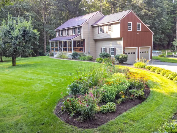 45 Highland Drive, Danville, NH 03819