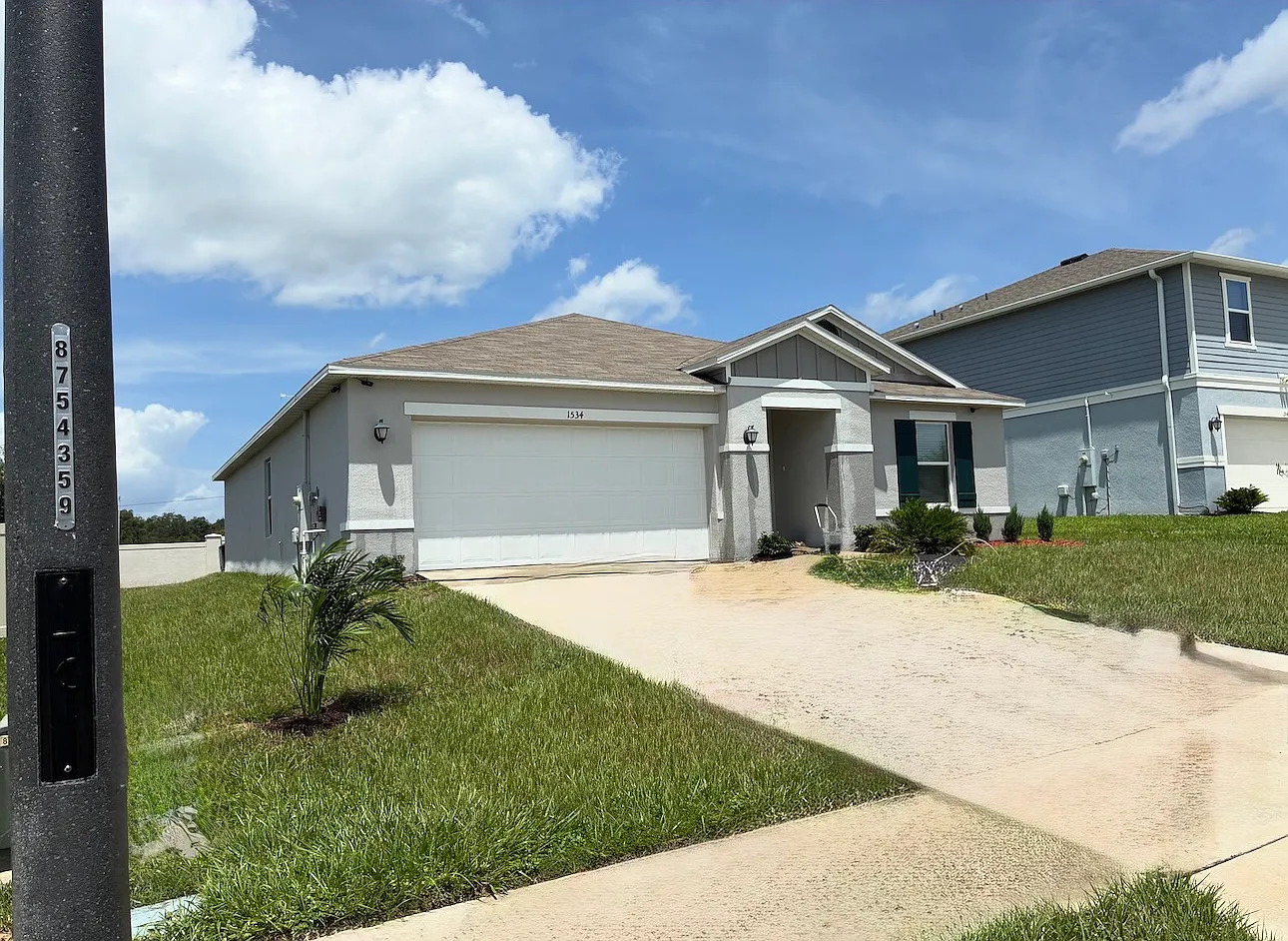 4 bed, 1800 sqft, $3,000 — Photo 3
