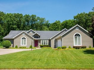 15885 Elmsford Ct, Granger, IN