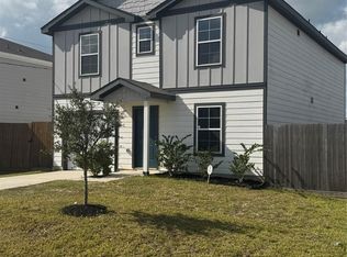 68 Road 51026, Cleveland, TX 77327