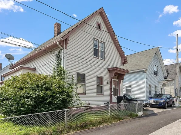 1 Coburn Pl, Lowell, MA 01850