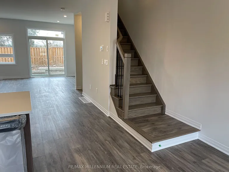 51 Sparrow Ave #24 — Photo 11