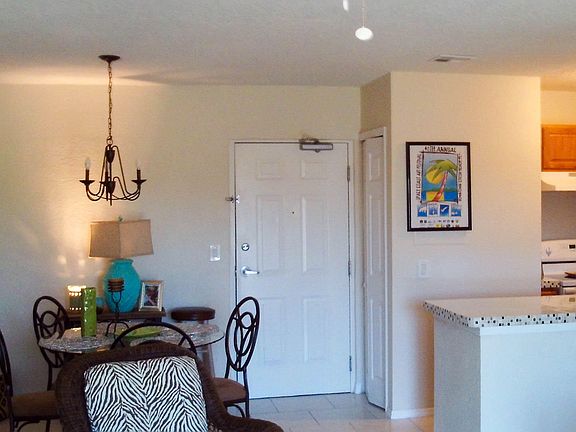 2nd image of 220 Columbia Dr APT 31
