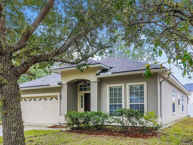3917 Leatherwood Dr — Photo 3