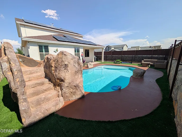 10601 Hidden Crown Pl — Photo 5