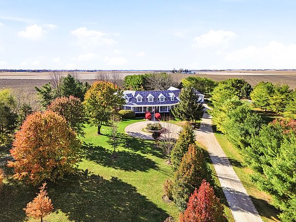 2nd image of 10731 Somonauk Rd