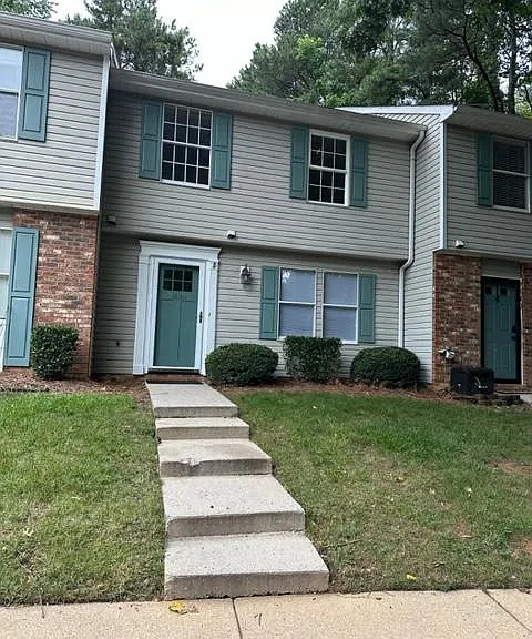 7839 Stephanie Ln — Photo 1