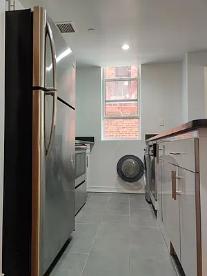 Rented by Ridgewood Capital NYC LLC | media 26