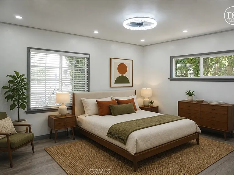 5540 Balboa Blvd — Photo 20