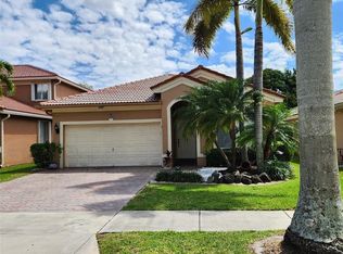 3794 Woodfield Dr, Coconut Creek, FL 33073