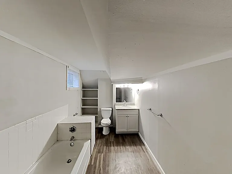 2656 E 117th Way — Photo 4