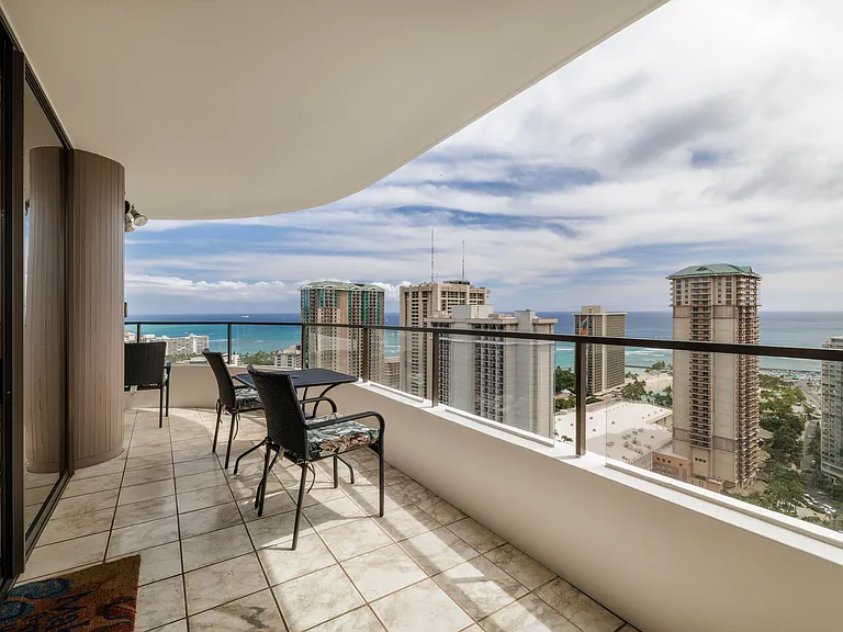 1910 Ala Moana Blvd #36A — Photo 10