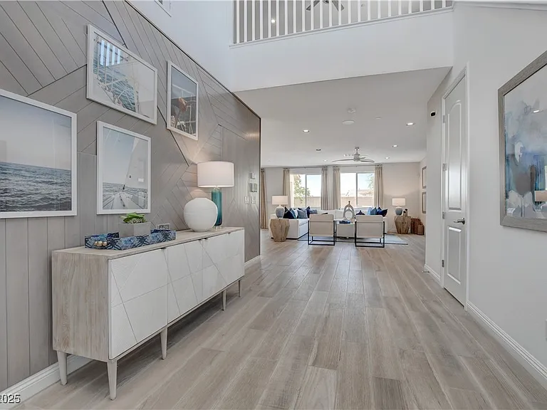 1075 N Water St — Photo 6