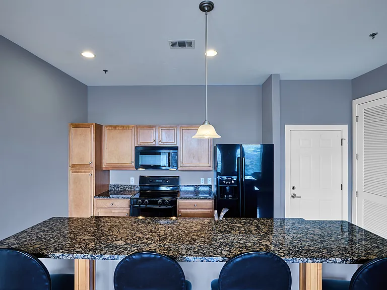 301 Augusta St #202 — Photo 6