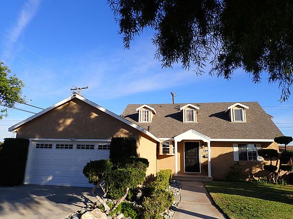 2nd image of 8001 Cornflower Cir