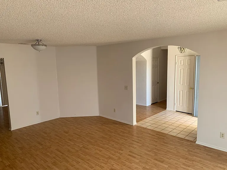 22266 Hurons Ave — Photo 8