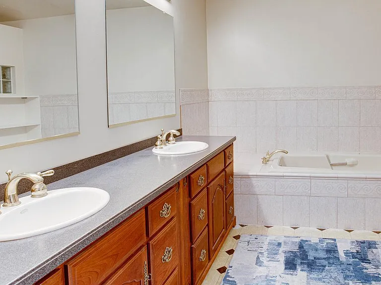 9552 Birmingham Dr — Photo 49