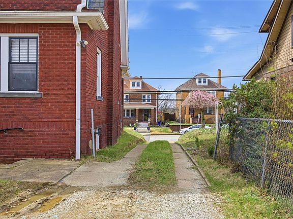 29th image of this home
