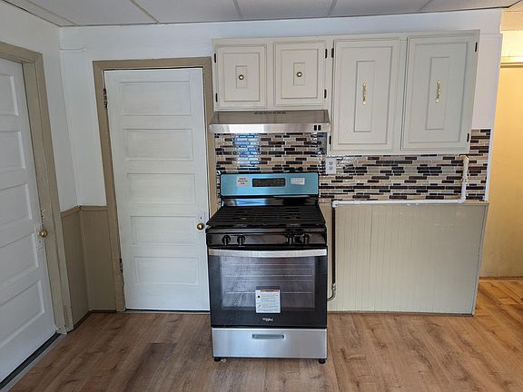 2nd image of 149 Washington St #1