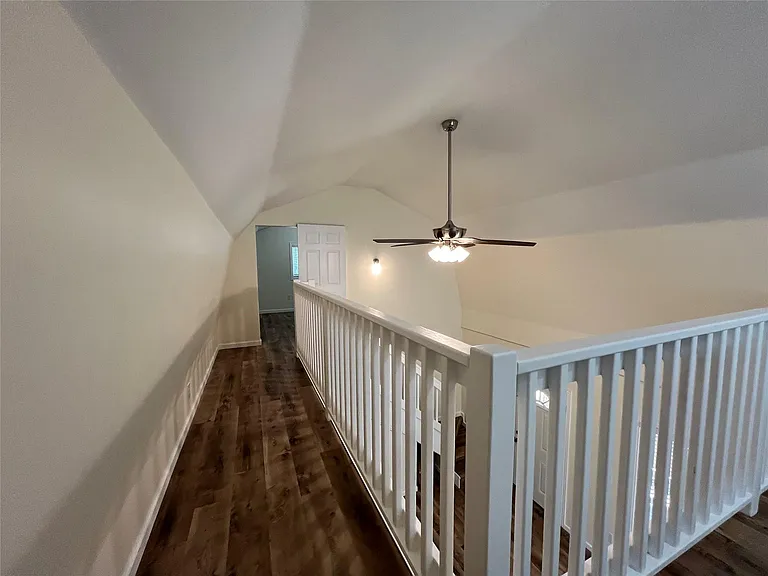 436 Shadywood Dr — Photo 15