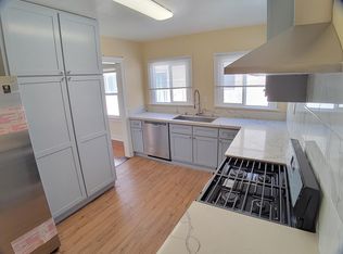 138 S New Hampshire Ave, Los Angeles, CA 90004