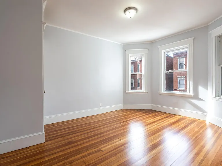 53 Saxton St #2 — Photo 14