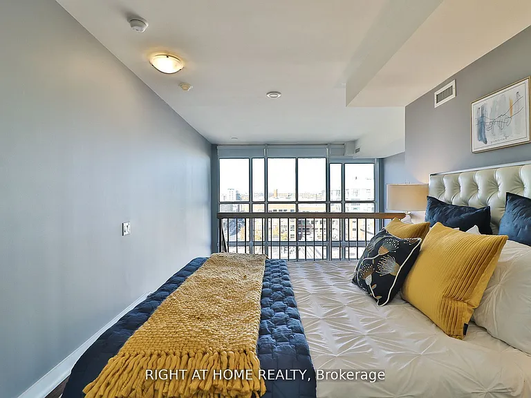 5 Hanna Ave #612 — Photo 3