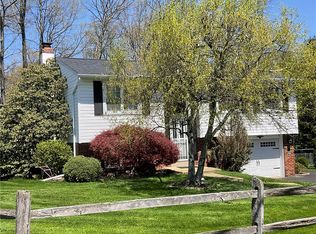 155 David Dr, Butler, PA 16001