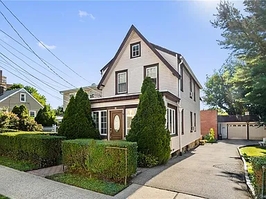 194 Crescent Pl Yonkers NY | Zillow
