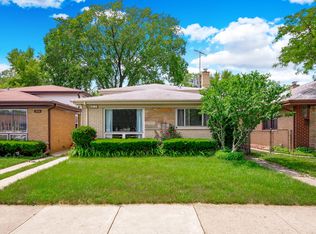 8226 Central Ave, Morton Grove, IL 60053