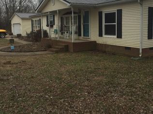 812 Old Sand Rd, New Harmony, IN 47631